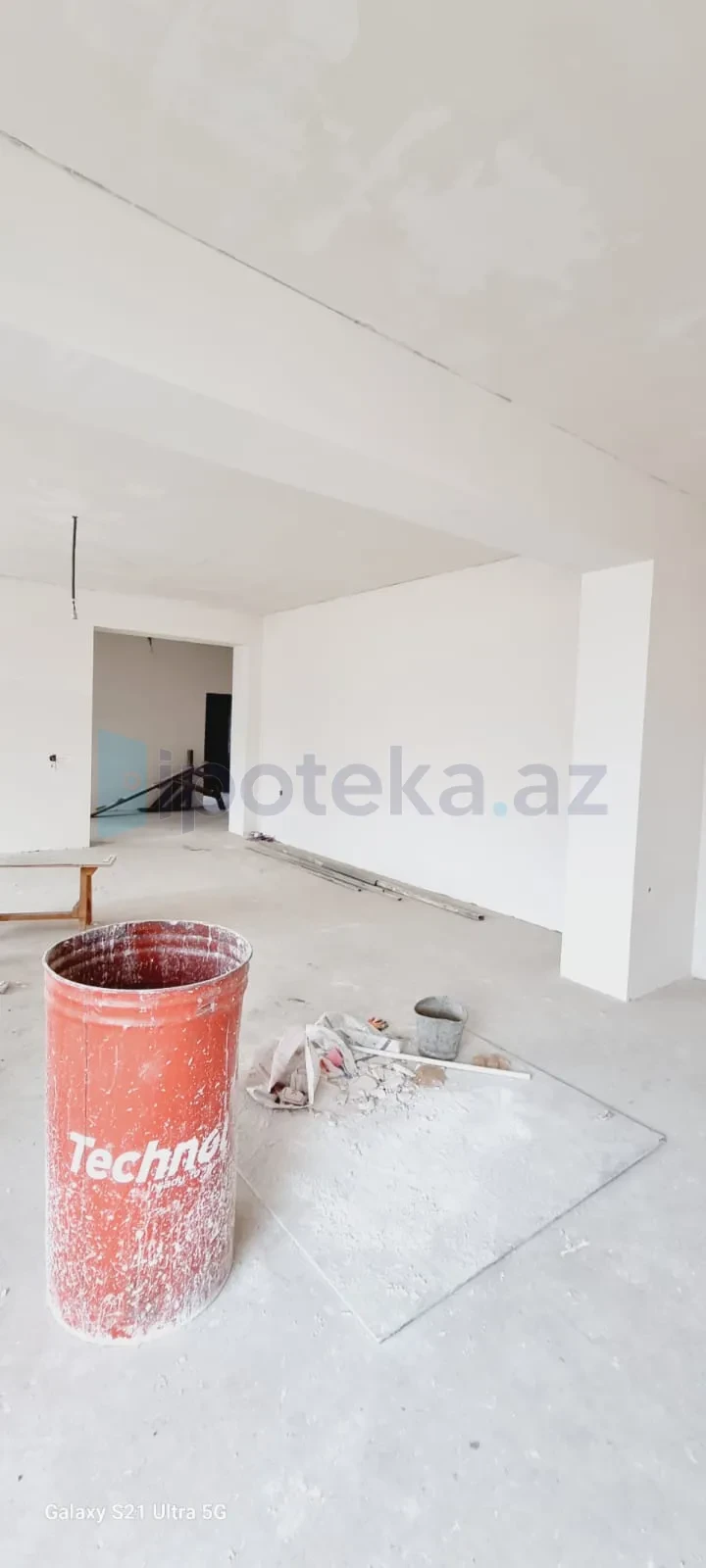 Satılır 8 otaqlı həyət evi 500 m²