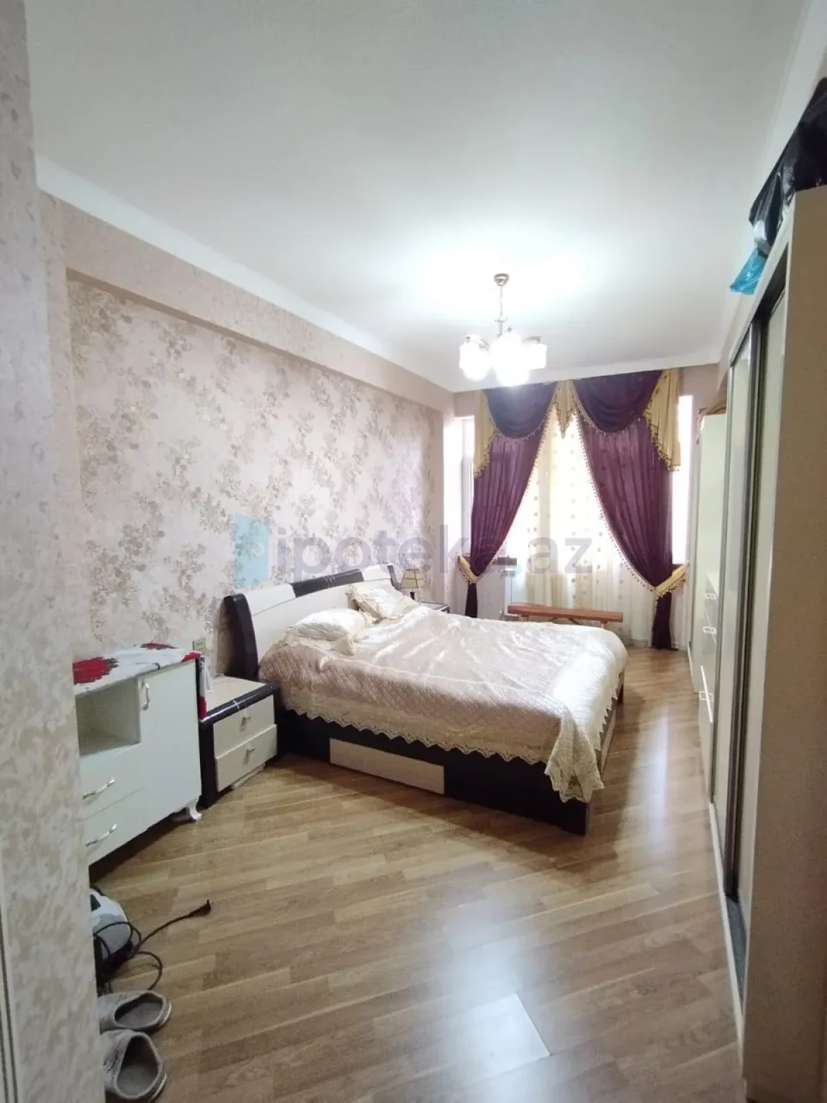 Satılır 3 otaqlı yeni tikili 130 m²