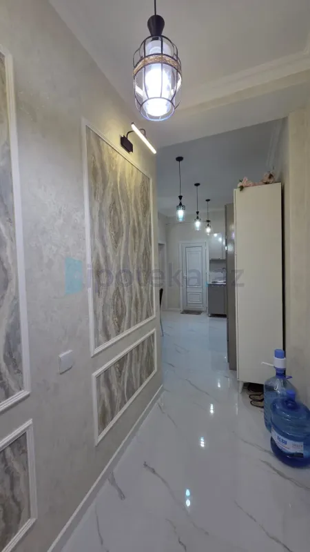 Satılır 2 otaqlı yeni tikili 71 m²