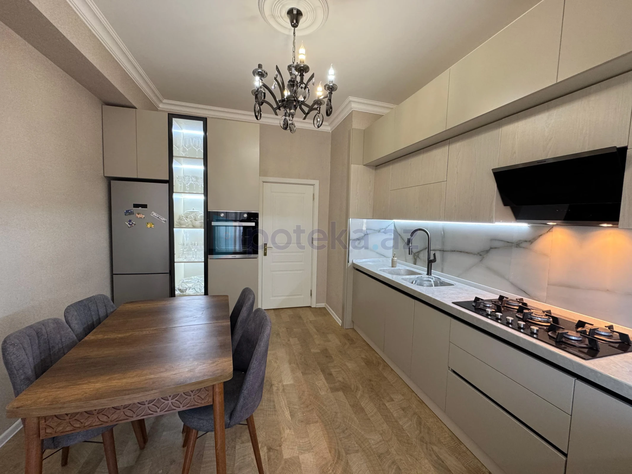 Satılır 2 otaqlı yeni tikili 106 m²