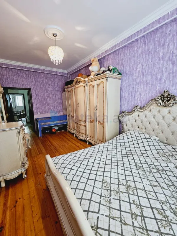 Satılır 2 otaqlı yeni tikili 70 m²