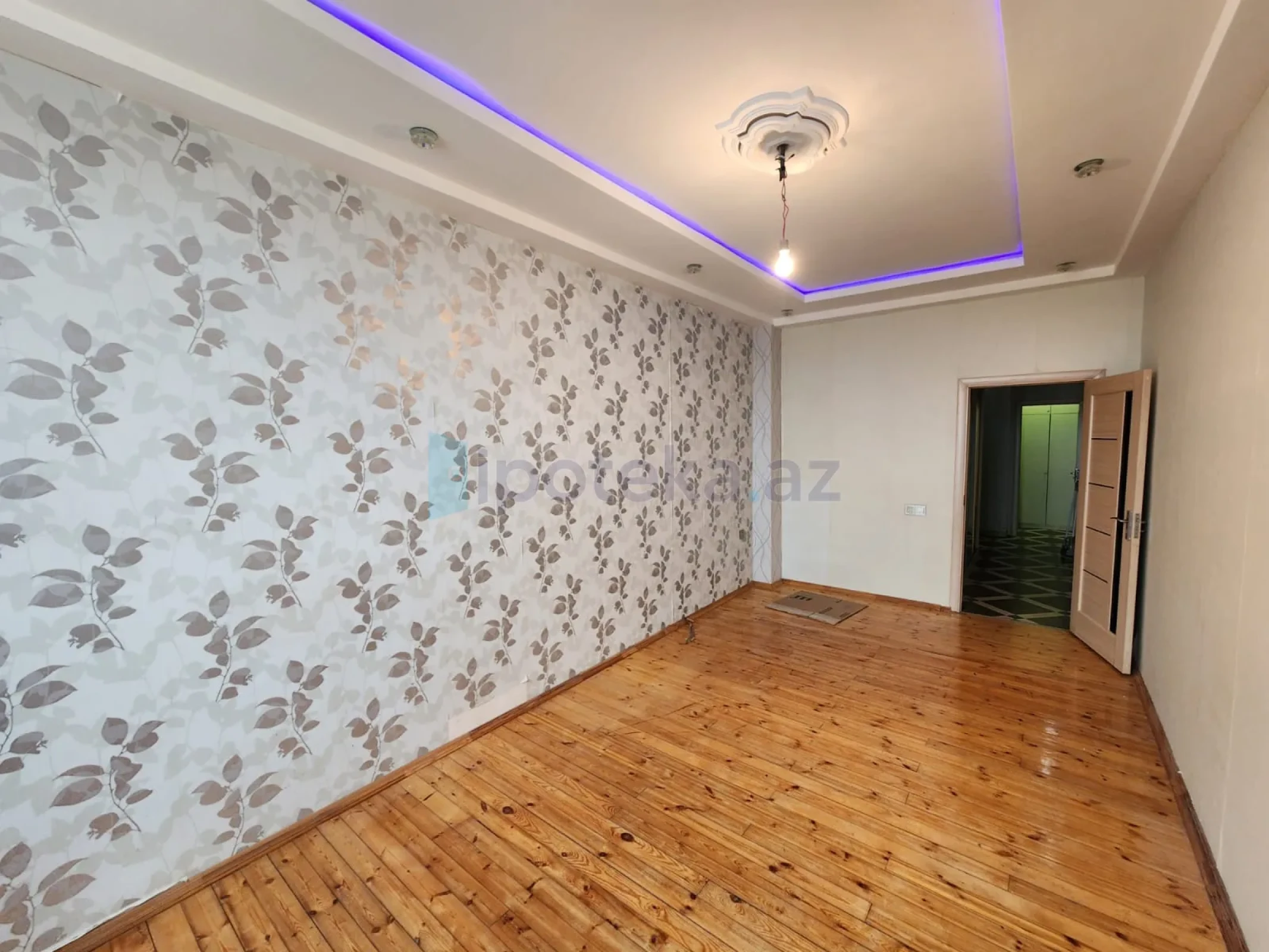 Satılır 2 otaqlı yeni tikili 63 m²
