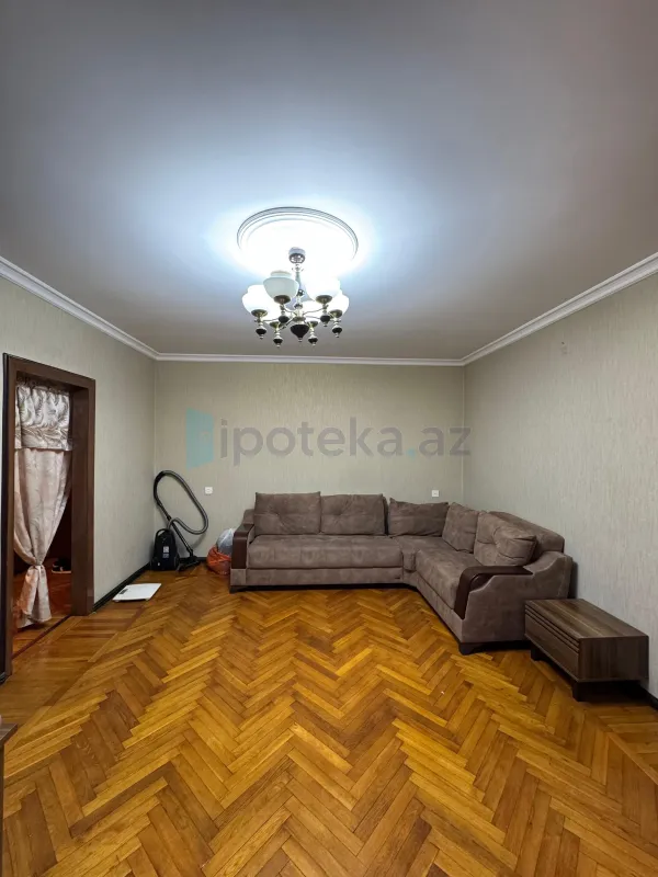 Satılır 3 otaqlı köhnə tikili 78 m²