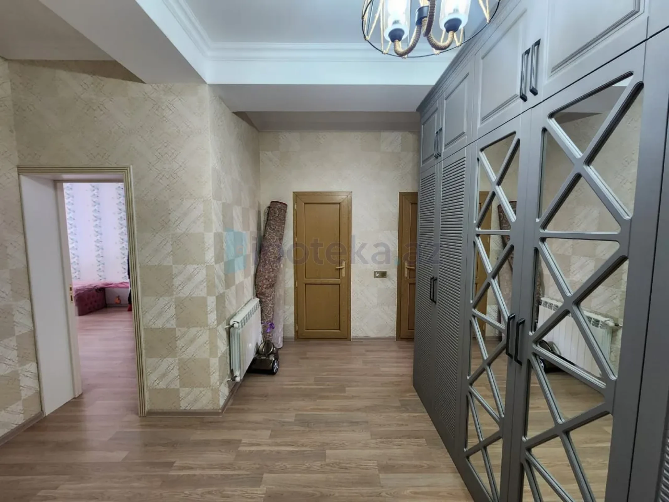 Satılır 3 otaqlı yeni tikili 89 m²