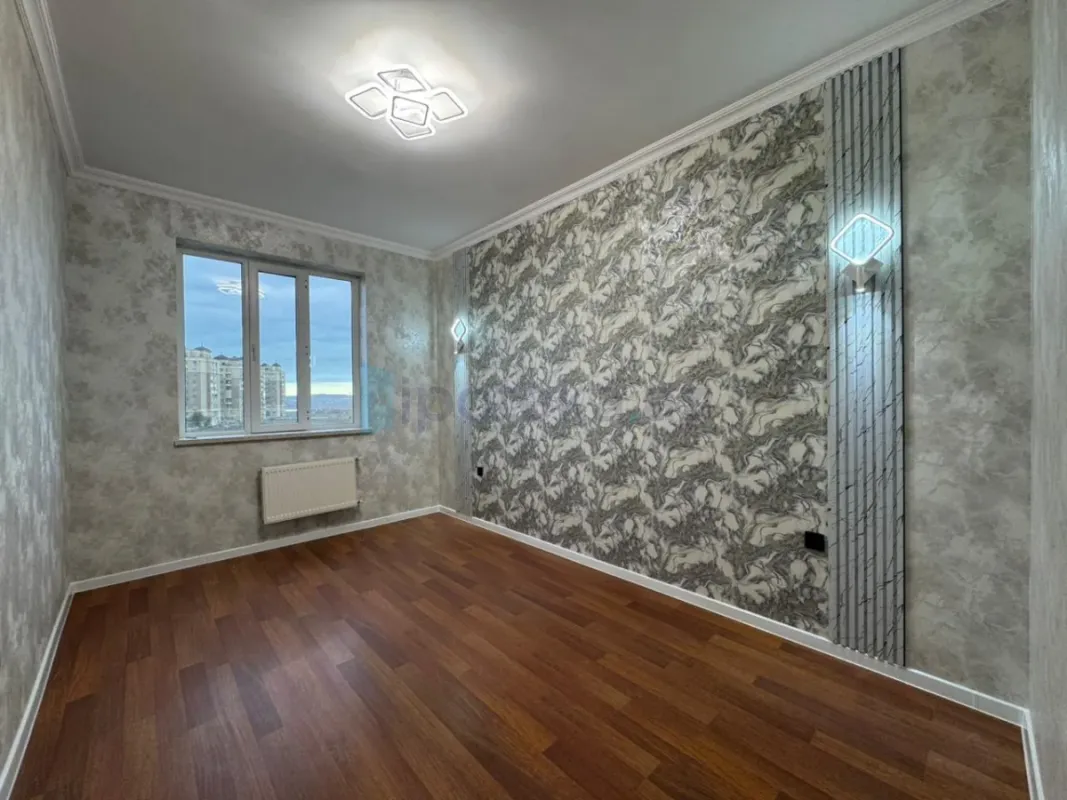 Satılır 3 otaqlı yeni tikili 90 m²
