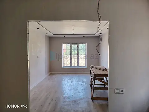 Satılır 3 otaqlı həyət evi 90 m²