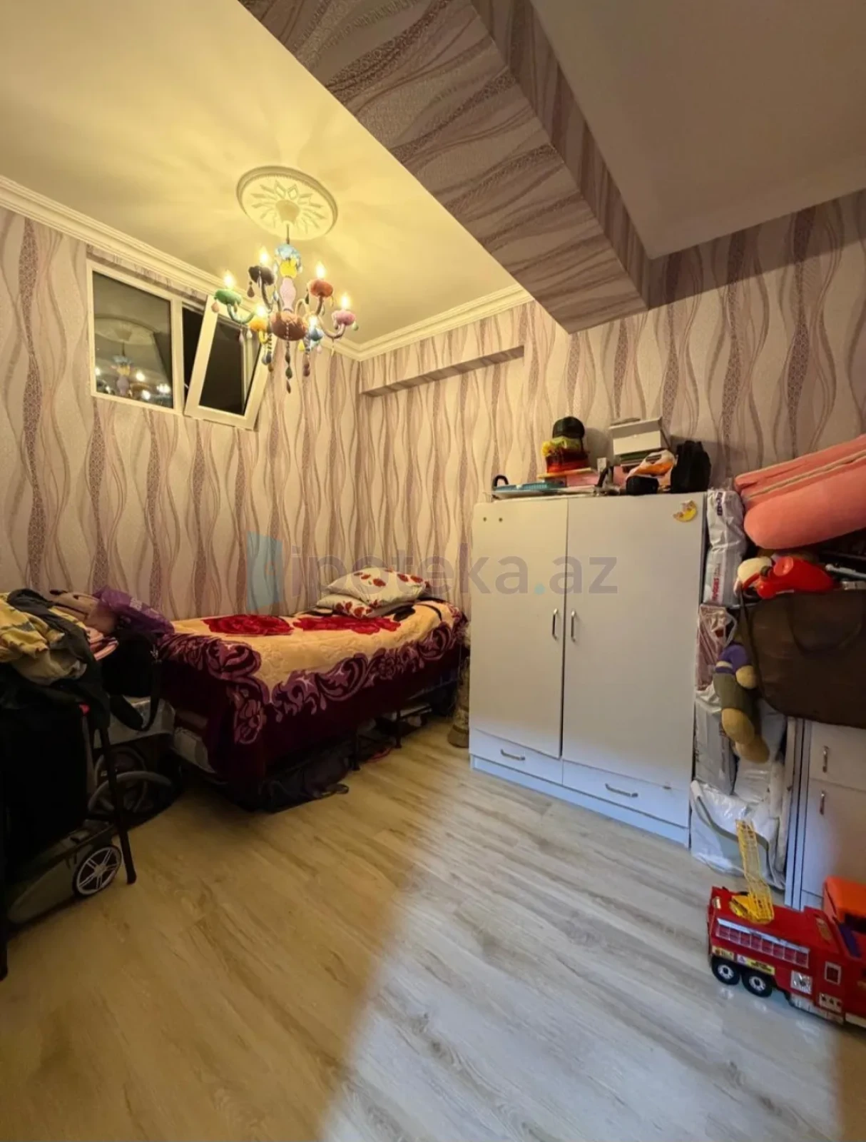 Satılır 3 otaqlı yeni tikili 50 m²