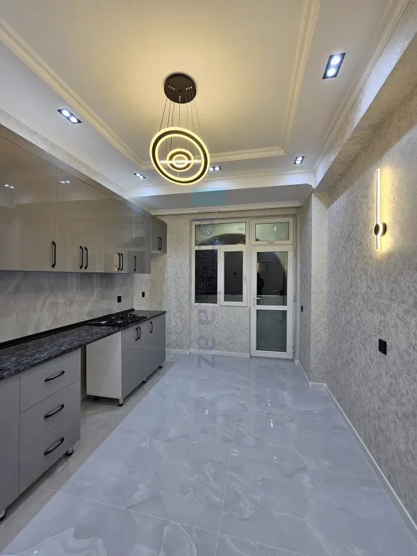 Satılır 3 otaqlı yeni tikili 90 m²