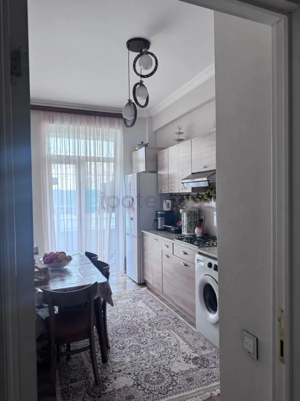 Satılır 3 otaqlı yeni tikili 85 m²