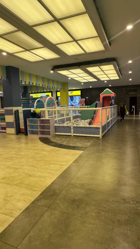 Satılır 3 otaqlı yeni tikili 85 m²