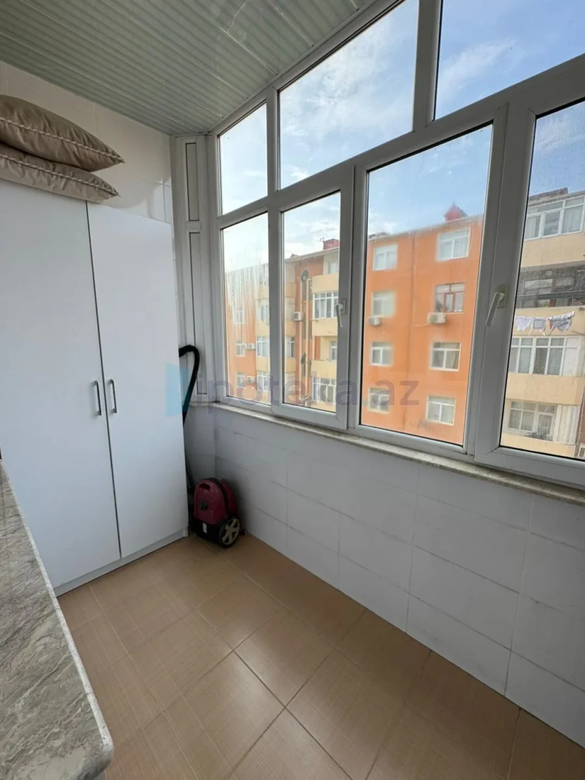 Satılır 2 otaqlı yeni tikili 78 m²