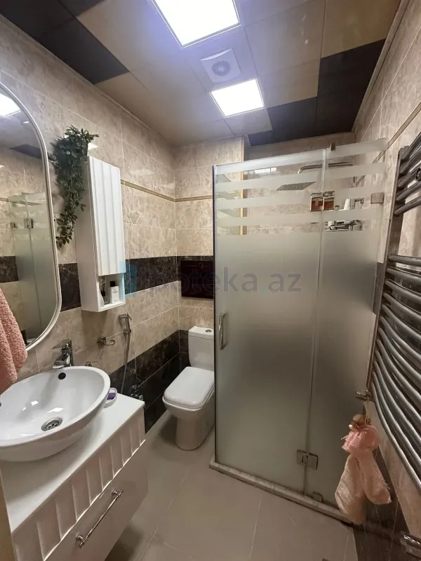 Satılır 3 otaqlı yeni tikili 90 m²