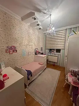 Satılır 3 otaqlı yeni tikili 90 m²