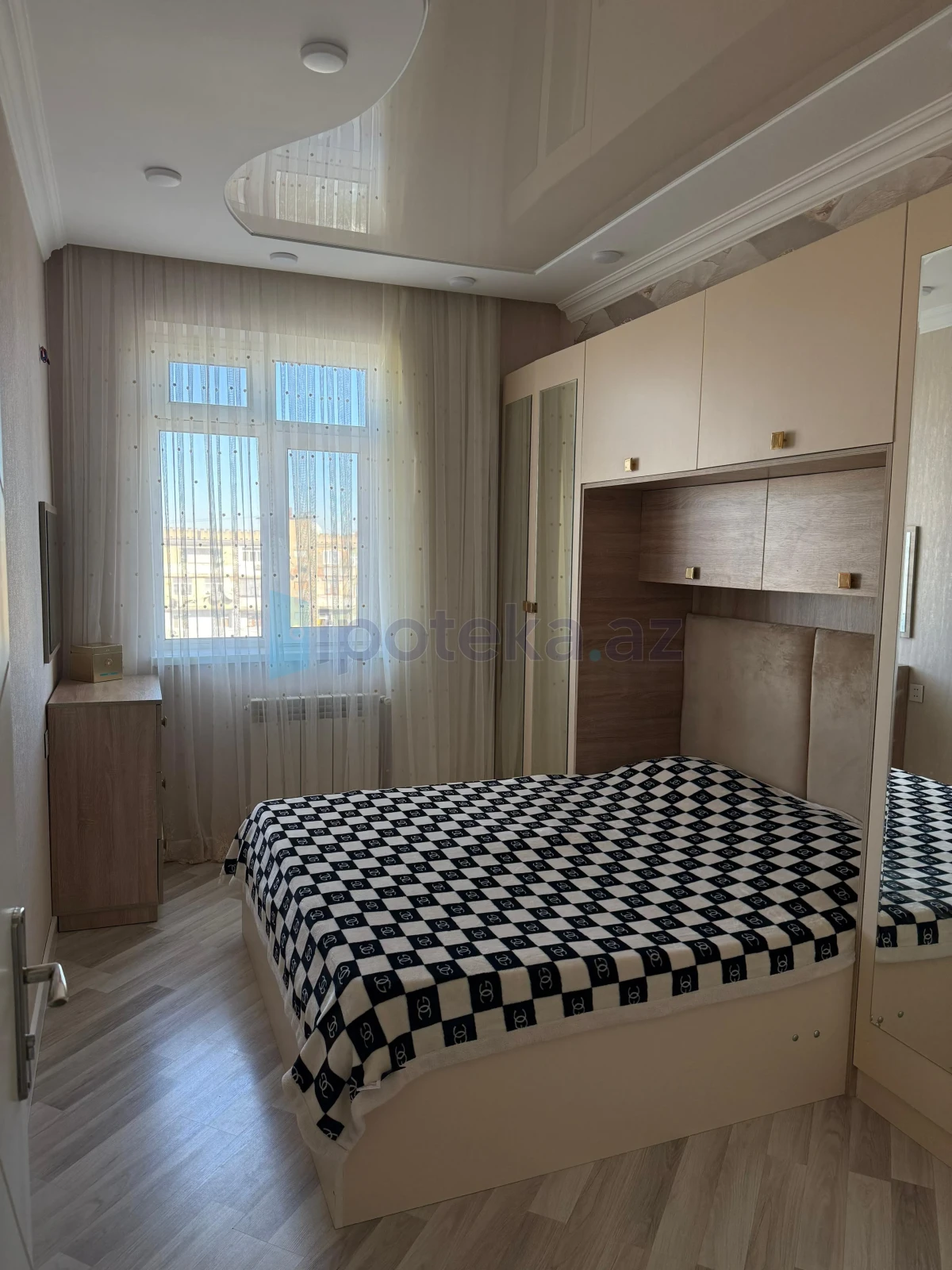 Satılır 3 otaqlı yeni tikili 72 m²