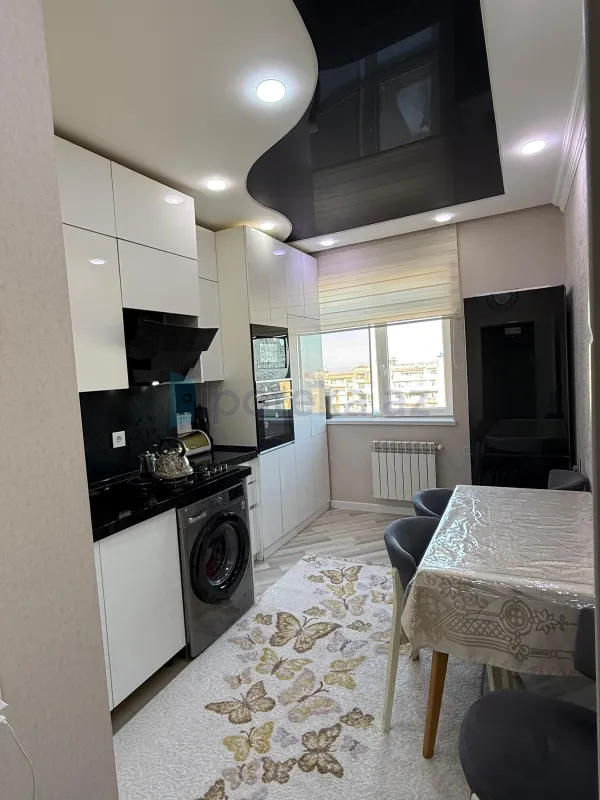 Satılır 3 otaqlı yeni tikili 72 m²