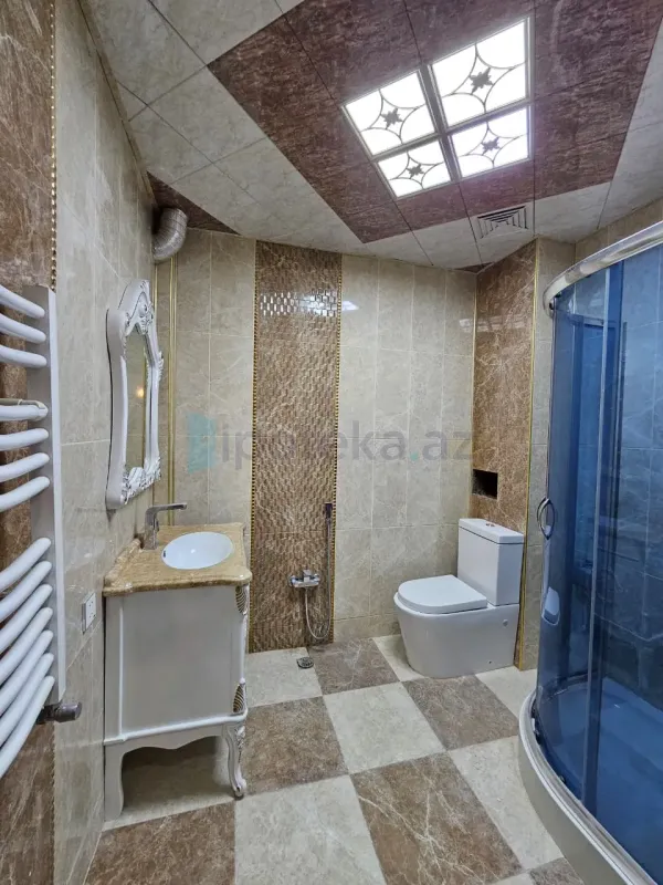 Satılır 3 otaqlı yeni tikili 120 m²