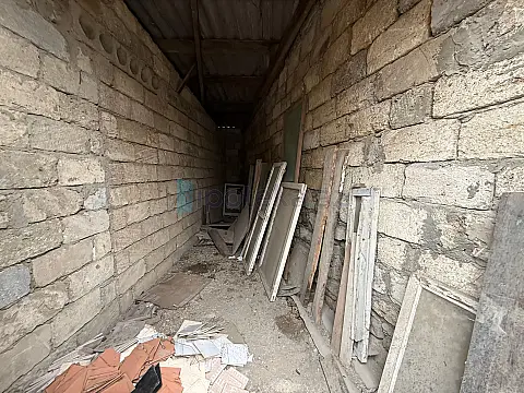 Satılır 1 otaqlı həyət evi 30 m²