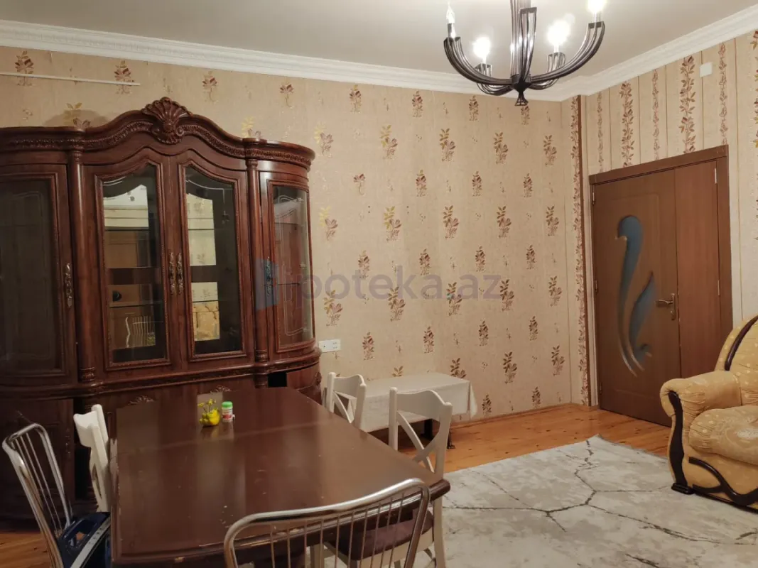 Satılır 3 otaqlı yeni tikili 100 m²