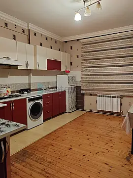 Satılır 3 otaqlı yeni tikili 100 m²