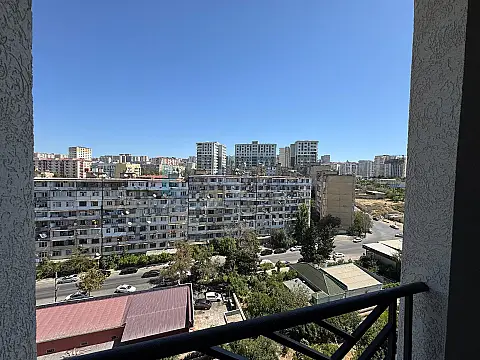 Satılır 3 otaqlı yeni tikili 82 m²