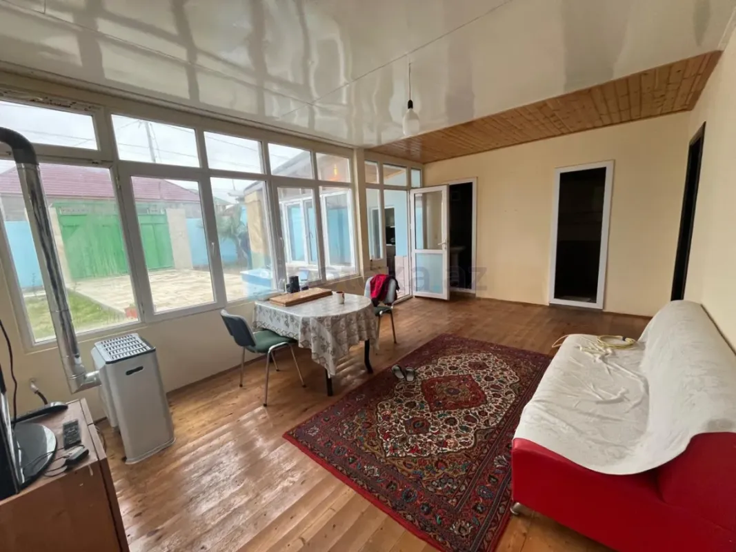 Satılır 3 otaqlı həyət evi