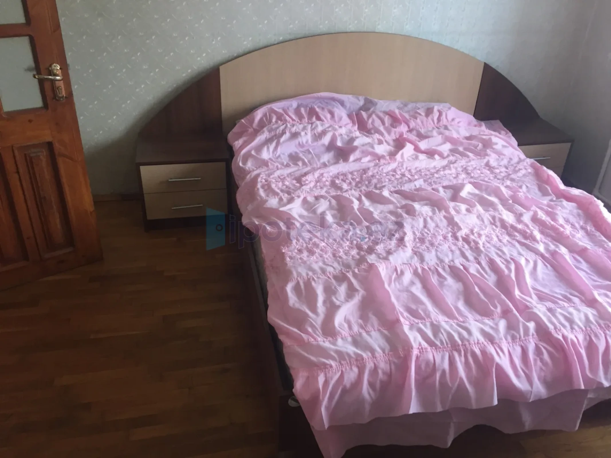 Satılır 4 otaqlı yeni tikili 100 m²