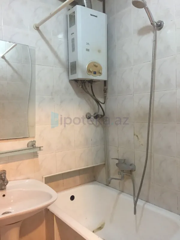 Satılır 4 otaqlı yeni tikili 100 m²