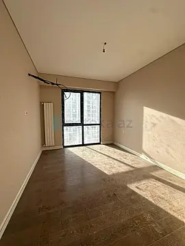 Satılır 3 otaqlı yeni tikili 83.6 m²