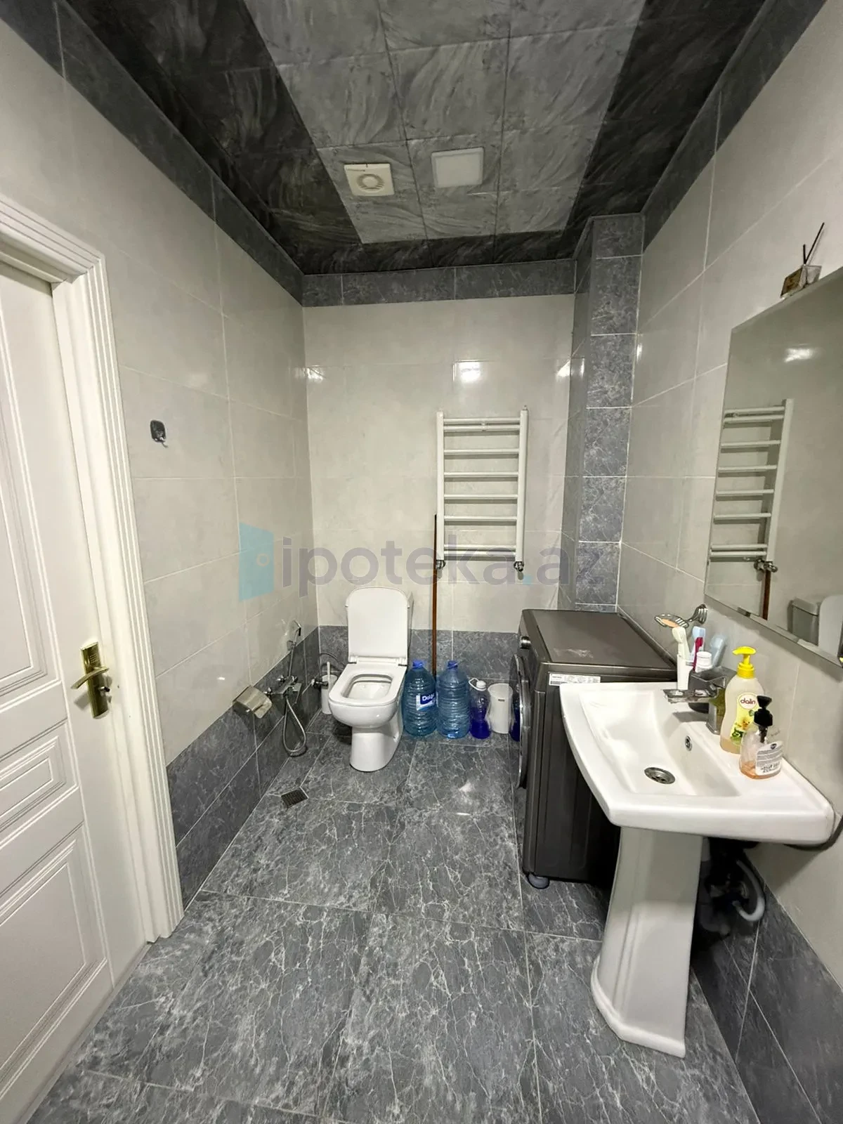 Satılır 2 otaqlı yeni tikili 72 m²