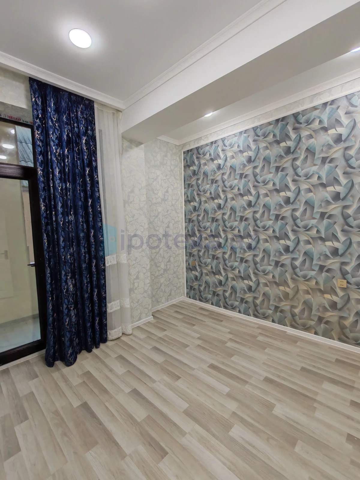 Satılır 2 otaqlı yeni tikili 58 m²