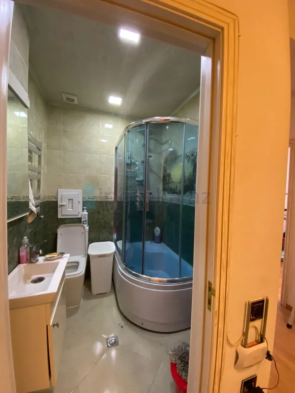 Satılır 2 otaqlı yeni tikili 68 m²