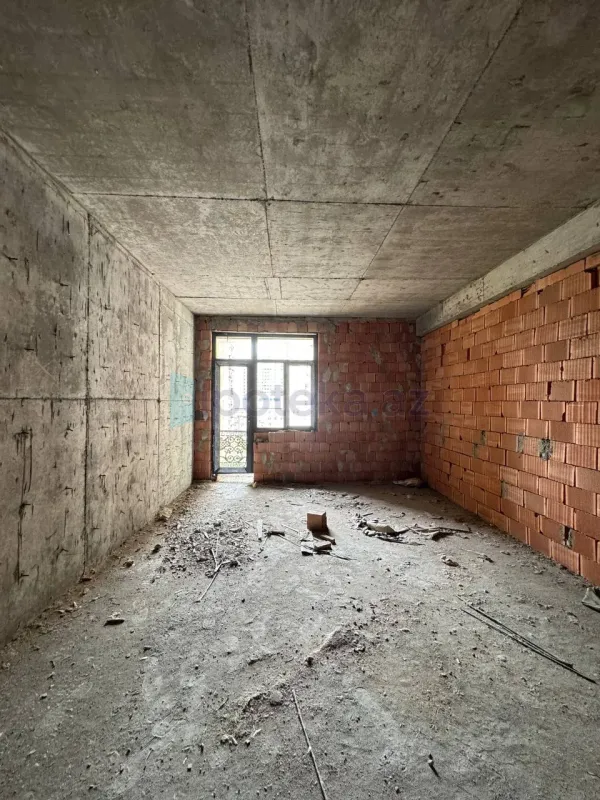 Satılır 5 otaqlı yeni tikili 253 m²