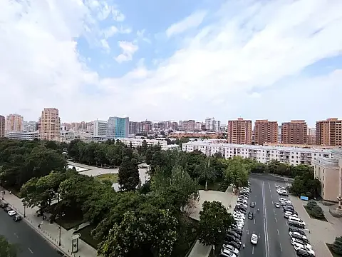 Satılır 5 otaqlı yeni tikili 253 m²