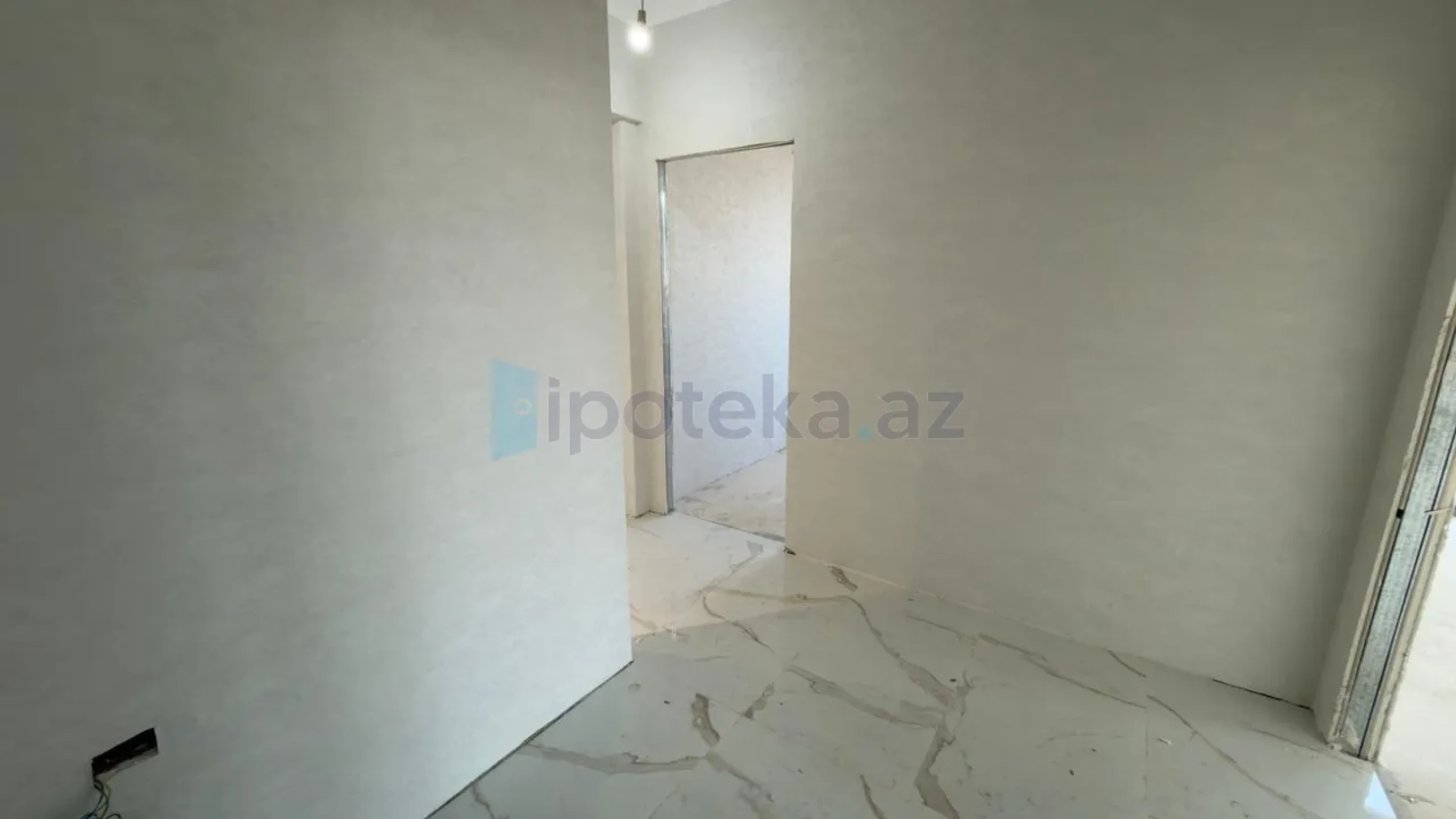 Satılır 3 otaqlı yeni tikili 86 m²