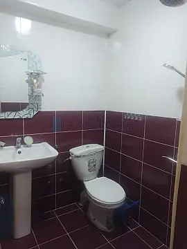Satılır 4 otaqlı köhnə tikili 80 m²