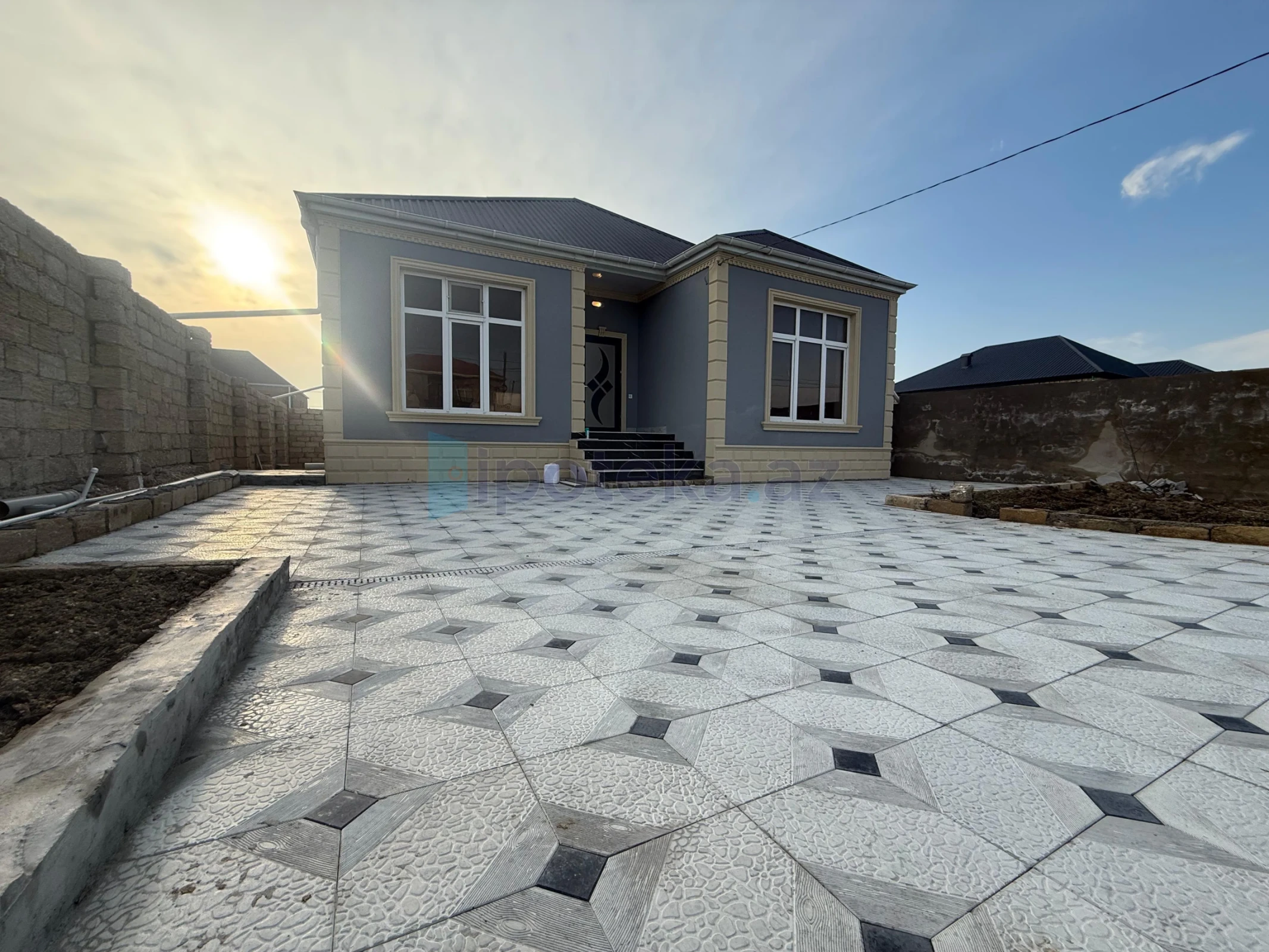 Satılır 3 otaqlı həyət evi 100 m²