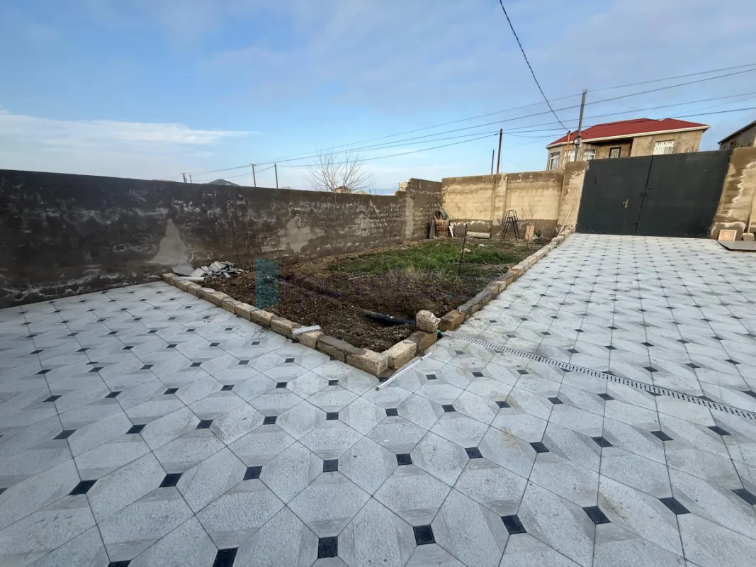 Satılır 3 otaqlı həyət evi 100 m²