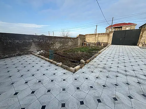 Satılır 3 otaqlı həyət evi 100 m²