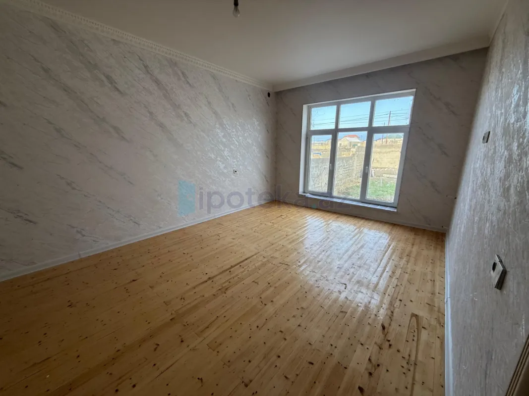 Satılır 3 otaqlı həyət evi 100 m²