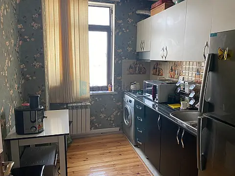 Satılır 2 otaqlı yeni tikili 74 m²