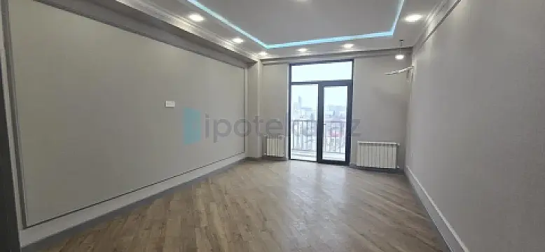 Satılır 3 otaqlı yeni tikili 112 m²