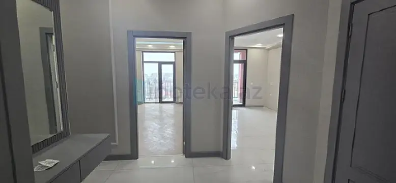 Satılır 3 otaqlı yeni tikili 112 m²