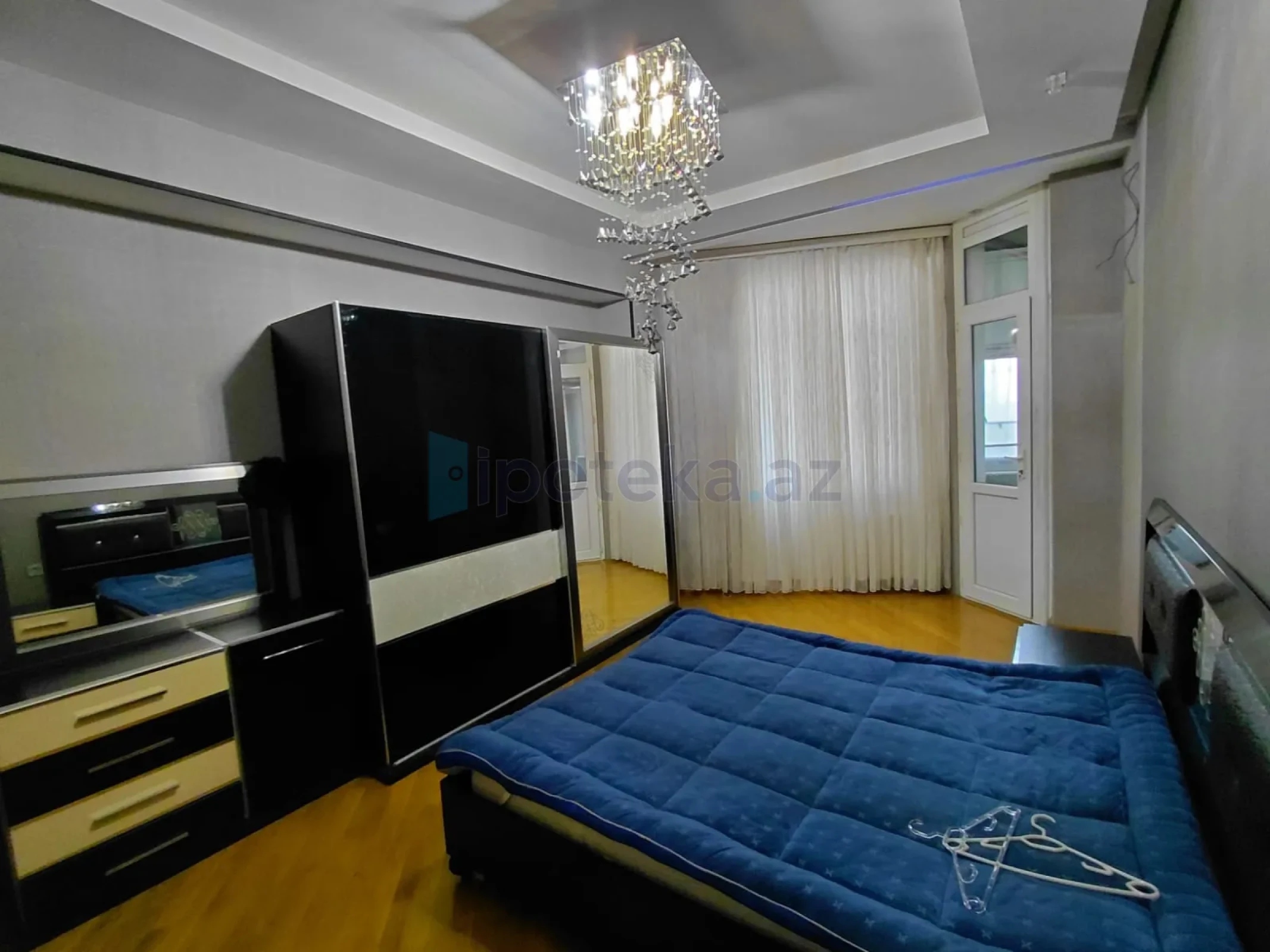 Satılır 4 otaqlı yeni tikili 127 m²