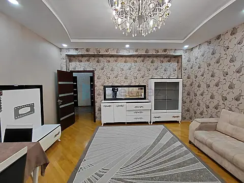 Satılır 4 otaqlı yeni tikili 127 m²