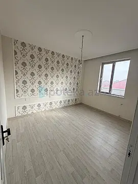 Satılır 4 otaqlı mənzil 150 m²