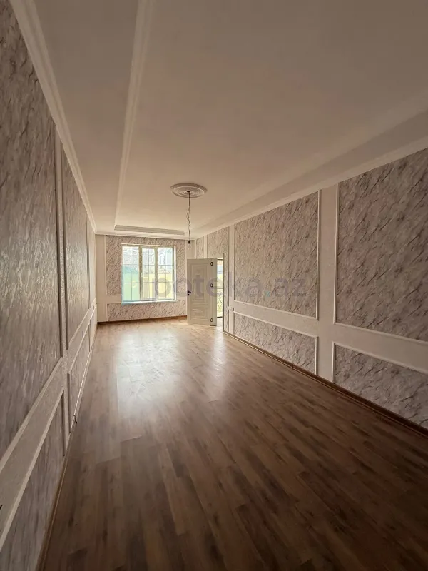 Satılır 4 otaqlı mənzil 150 m²