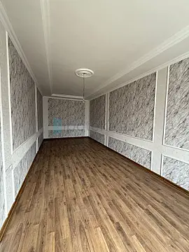 Satılır 4 otaqlı mənzil 150 m²