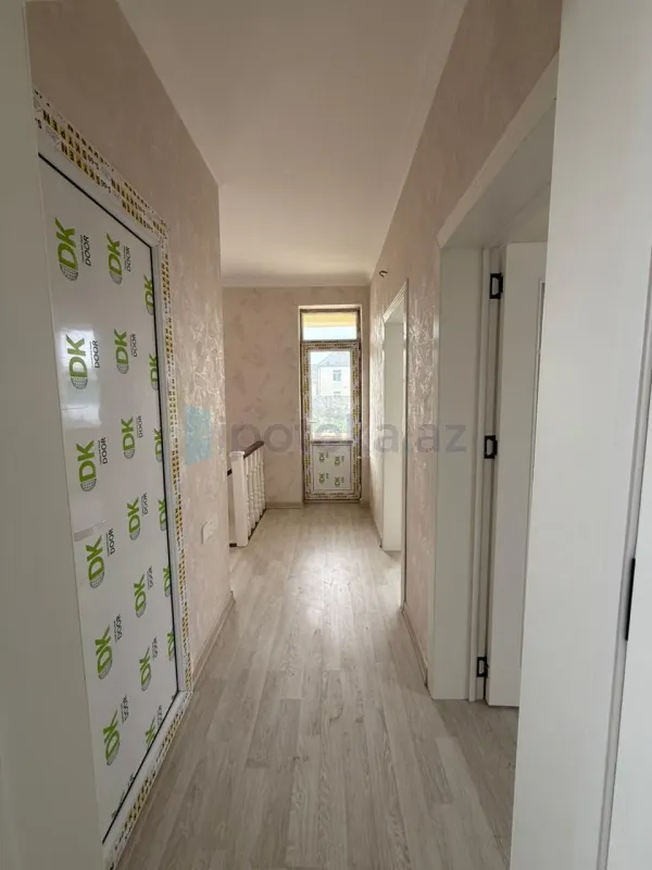 Satılır 4 otaqlı mənzil 150 m²