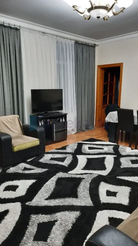 Satılır 3 otaqlı yeni tikili 90 m²