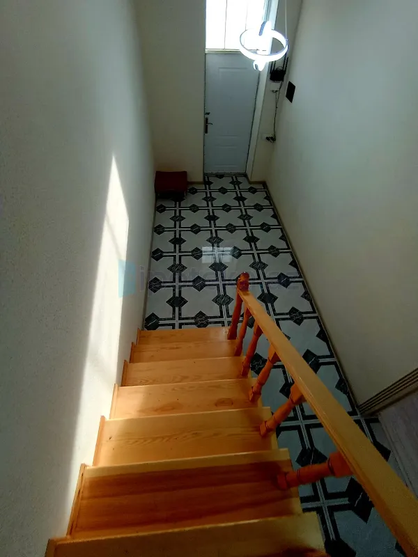 Satılır 4 otaqlı həyət evi 140 m²